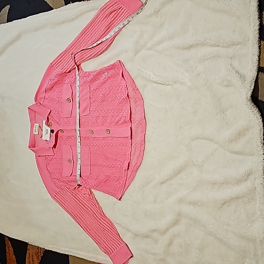 NWT Ladies size Medium Oversized Lace Shirt Shacket